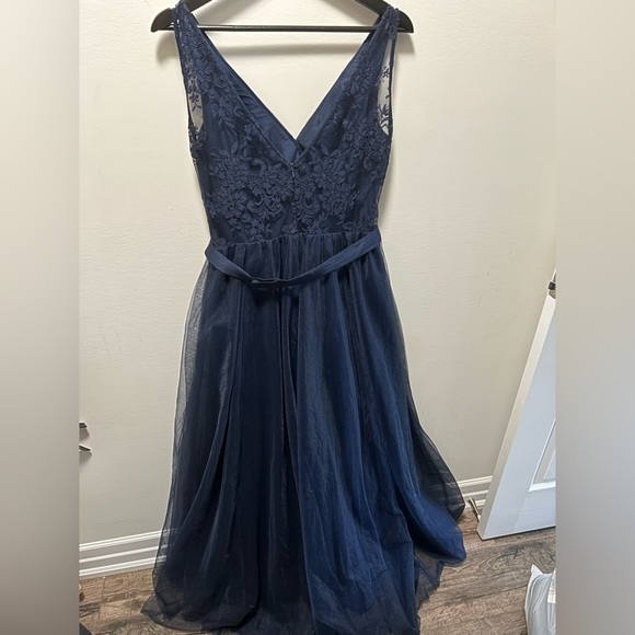 Vera Wang Bridesmaid/Prom Dress - Picture 2 of 3